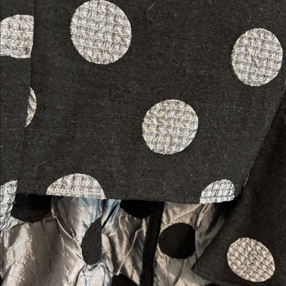 Black and Gray Polka Dot Cape - Picture 3 of 4